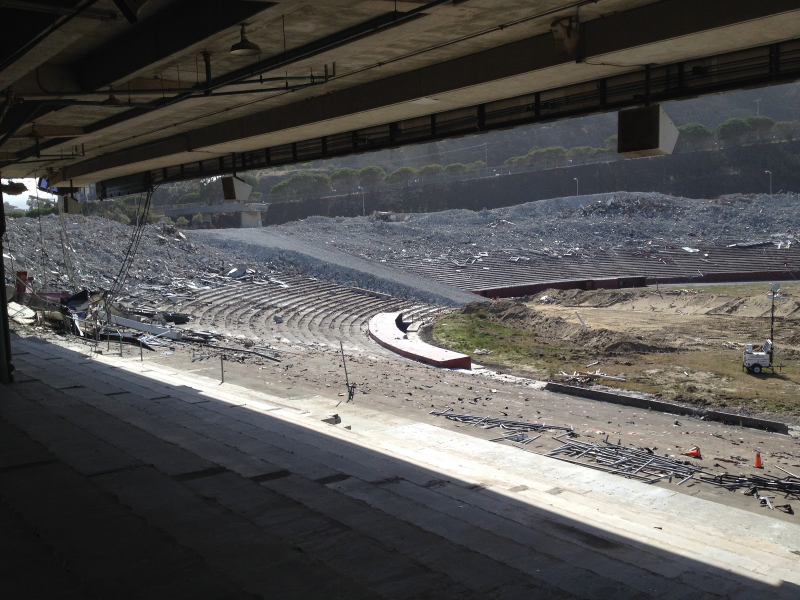 Illustration for article titled We Hopped A Fence And Explored The Ruins Of Candlestick Park